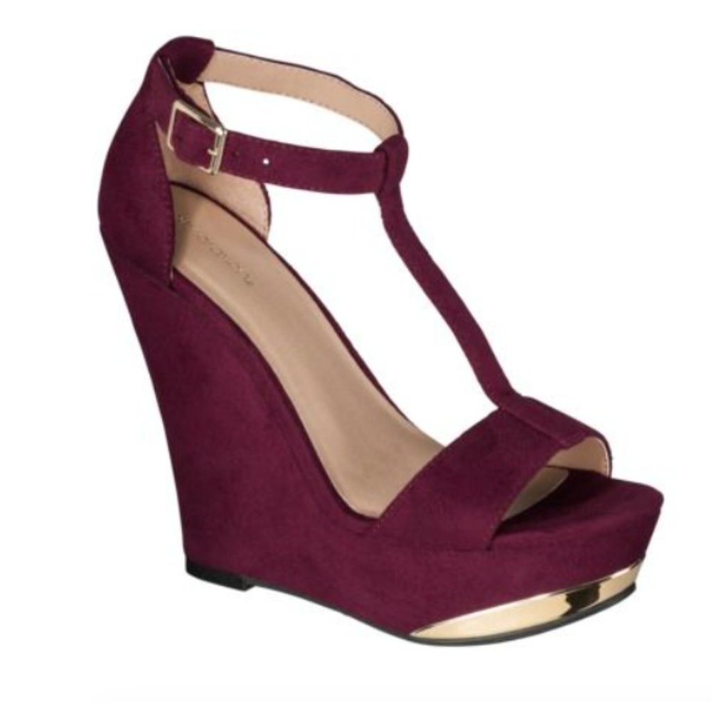 Xhilaration Women's Shoes Heels Wedge Red Wine T- Strap Open Toe Size 5.5